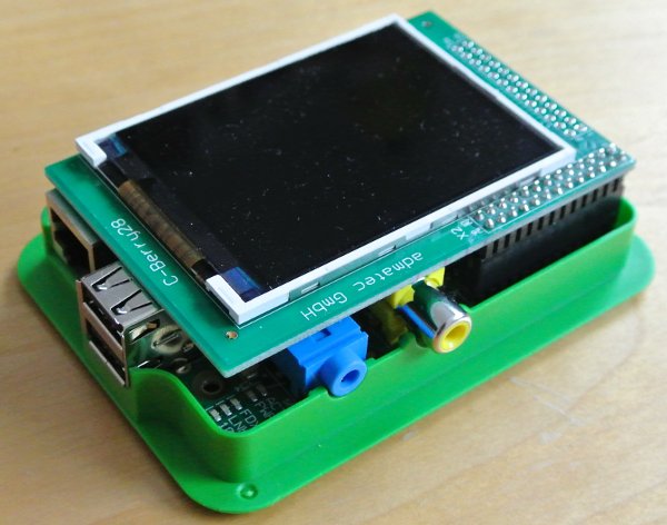 Abbildung 6: Raspberry mit aufgestecktem Display in TEK-BERRY-Gehäuse